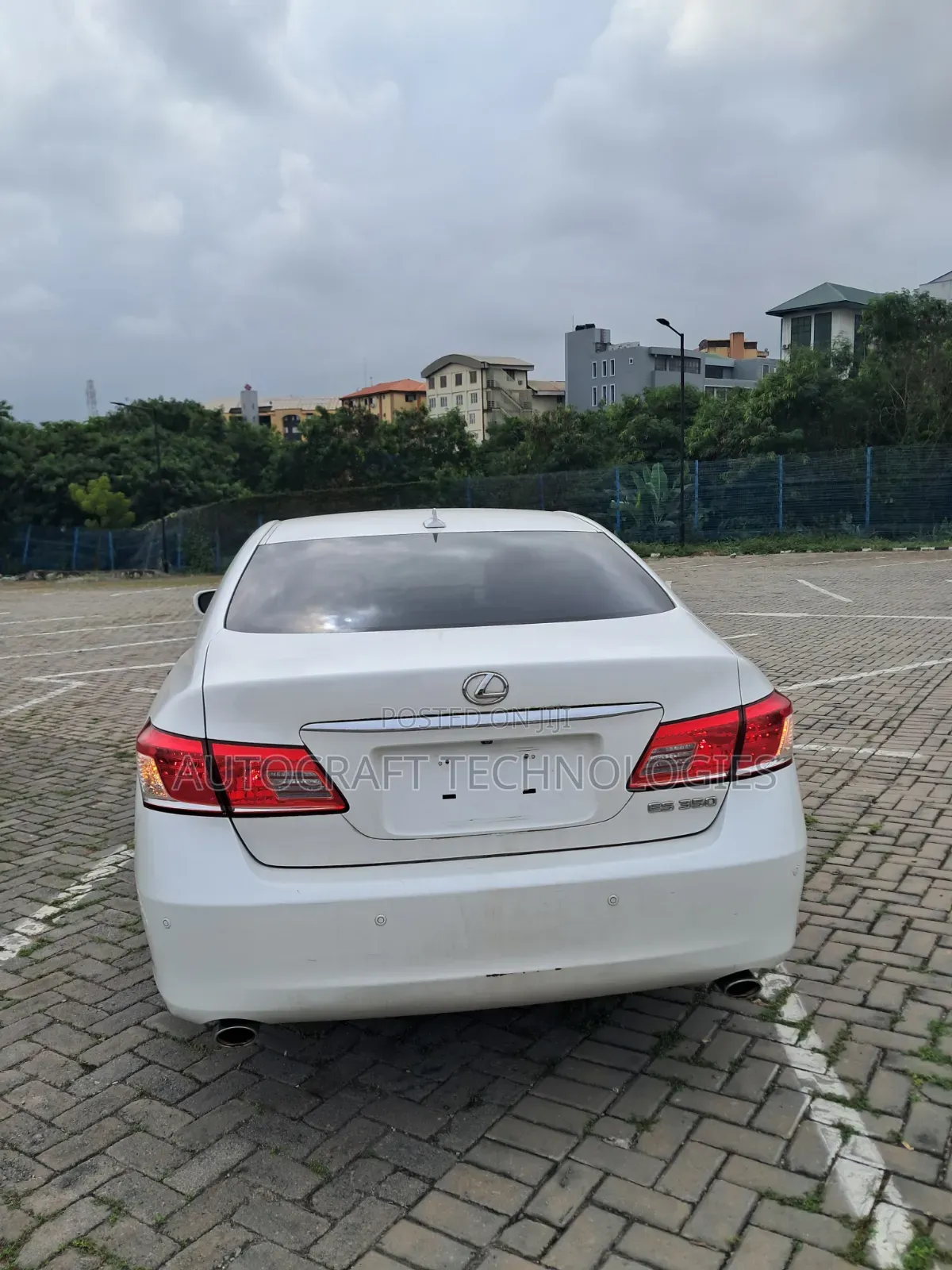 Lexus ES 2012 White