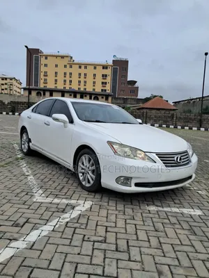 Lexus ES 2012 White