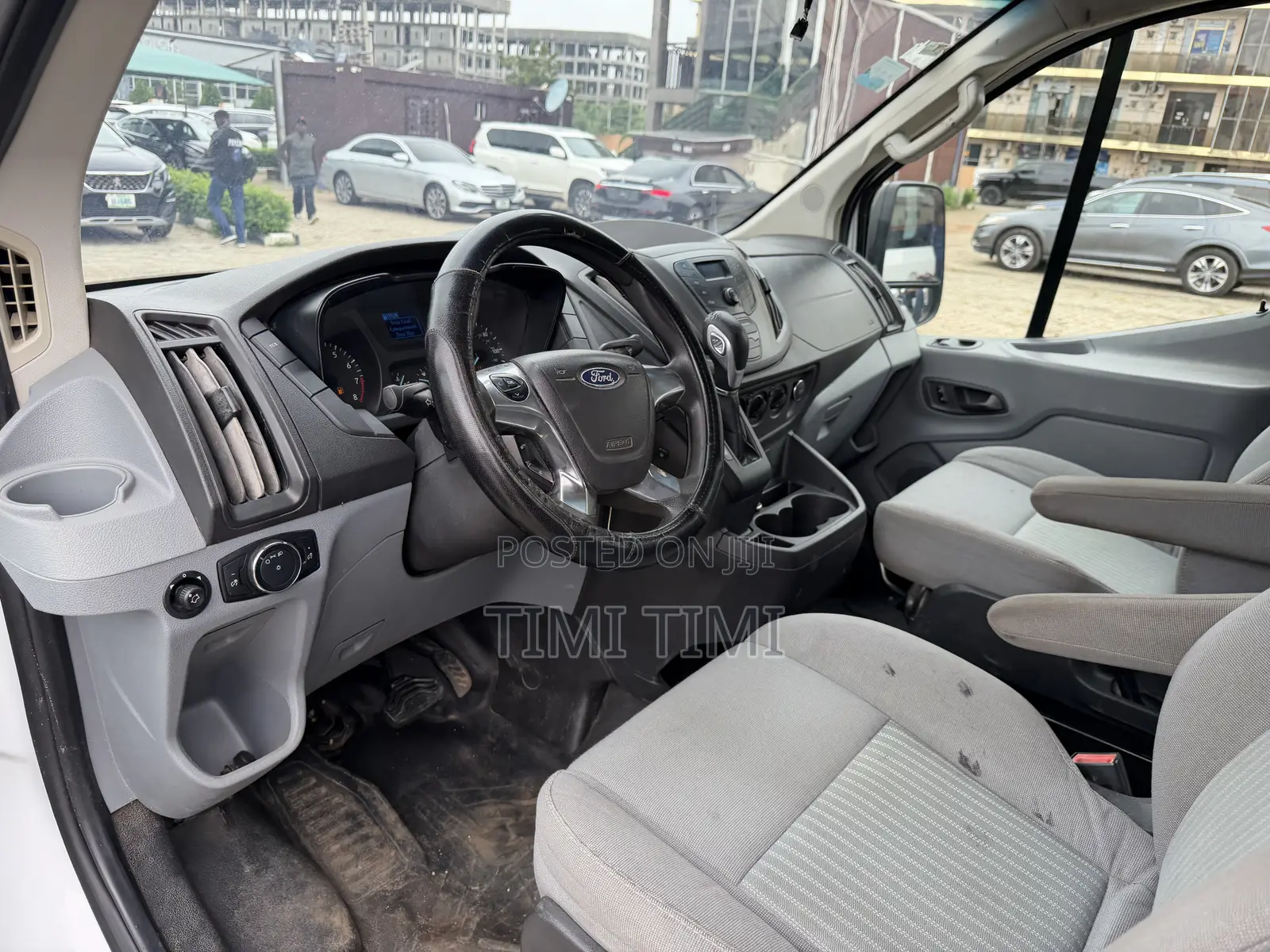 Ford Transit-350 2017 White