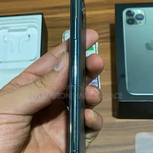 Apple iPhone 11 Pro Max 512 GB Green