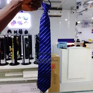 Tie Camera