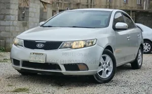 Kia Cerato 2011 Silver