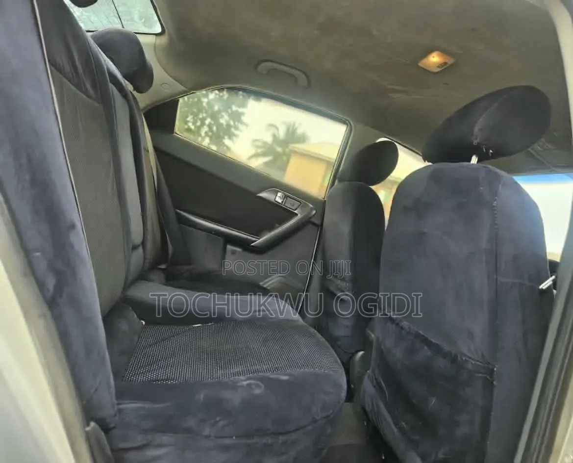 Kia Cerato 2011 Silver