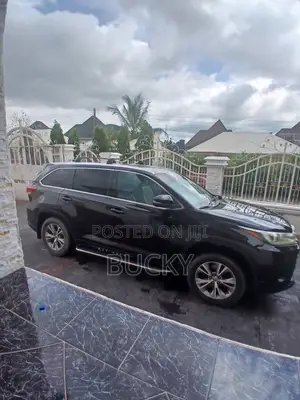 Toyota Highlander 2015 Black