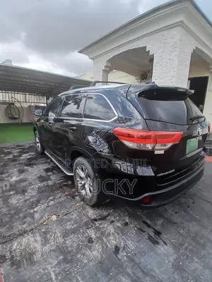 Toyota Highlander 2015 Black