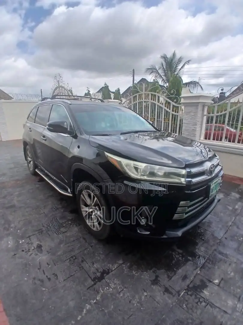 Toyota Highlander 2015 Black