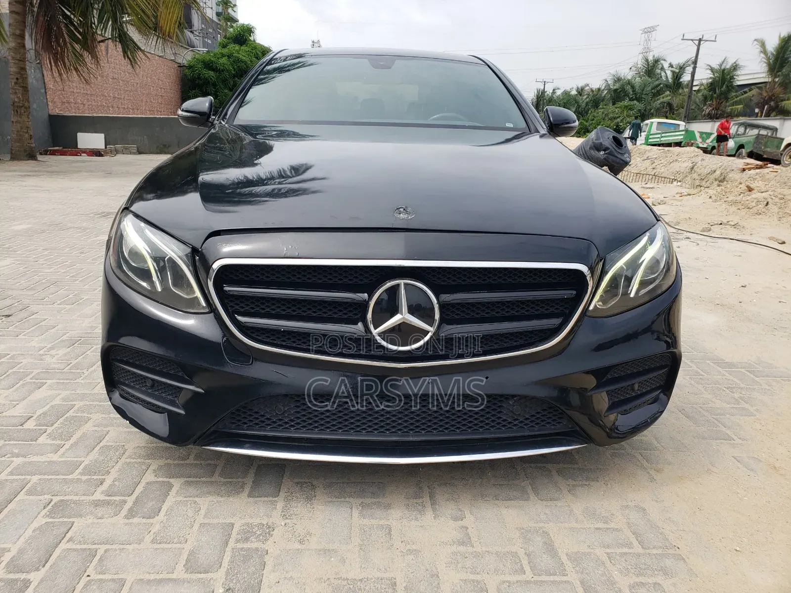 Mercedes-Benz E300 2017 Black