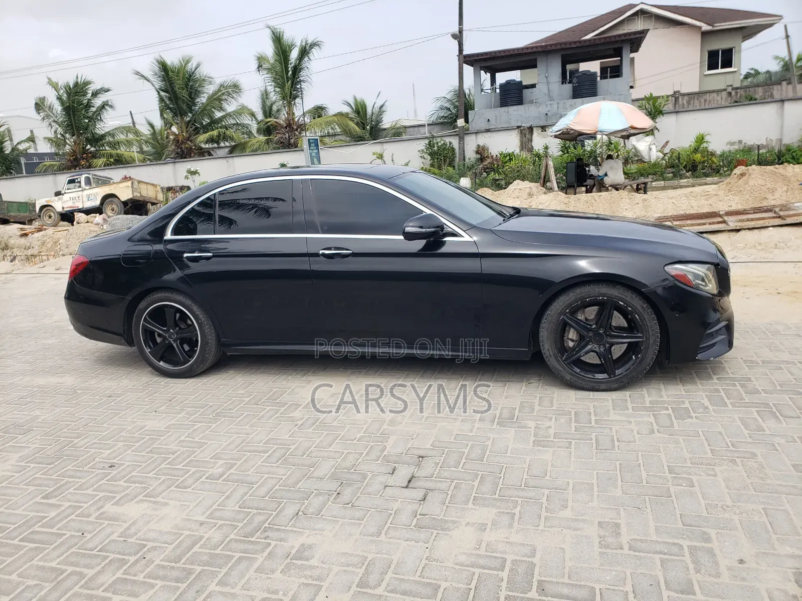 Mercedes-Benz E300 2017 Black
