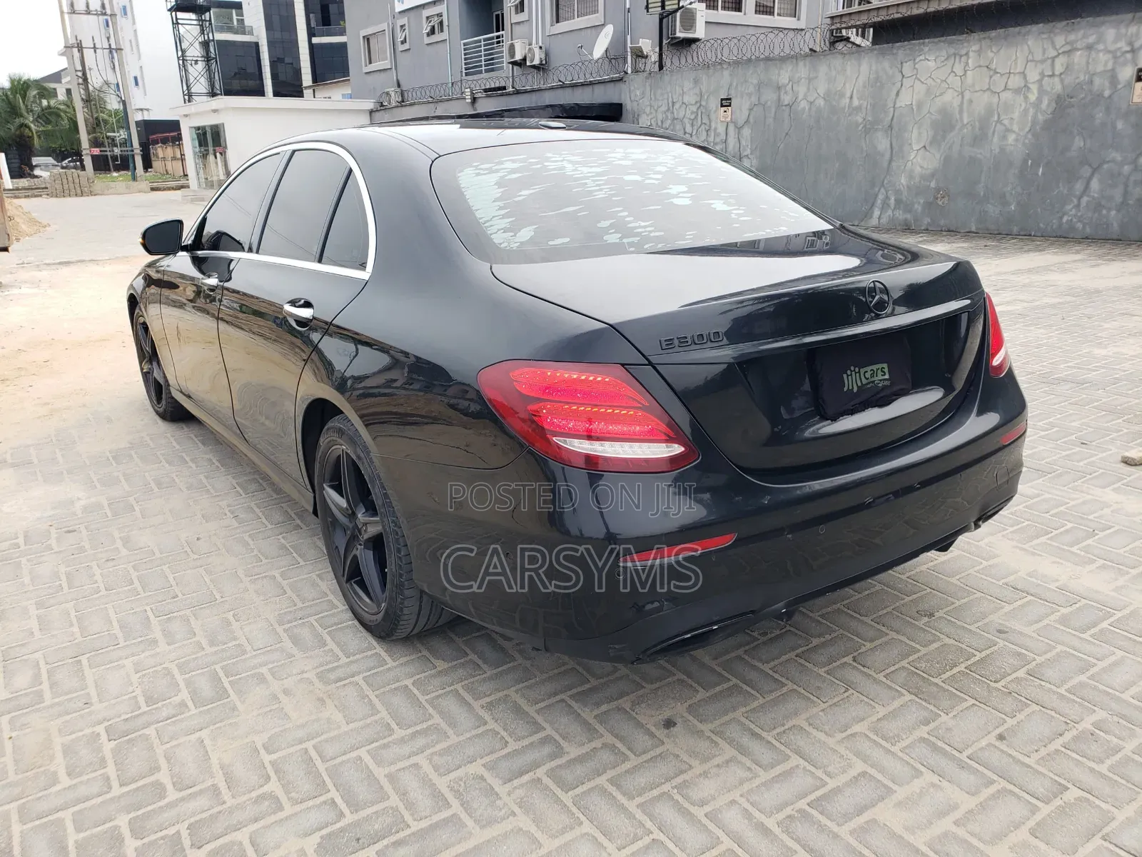 Mercedes-Benz E300 2017 Black