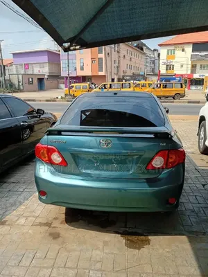 Toyota Corolla LE 4dr Sedan (1.8L 4cyl 4A) 2010 Green