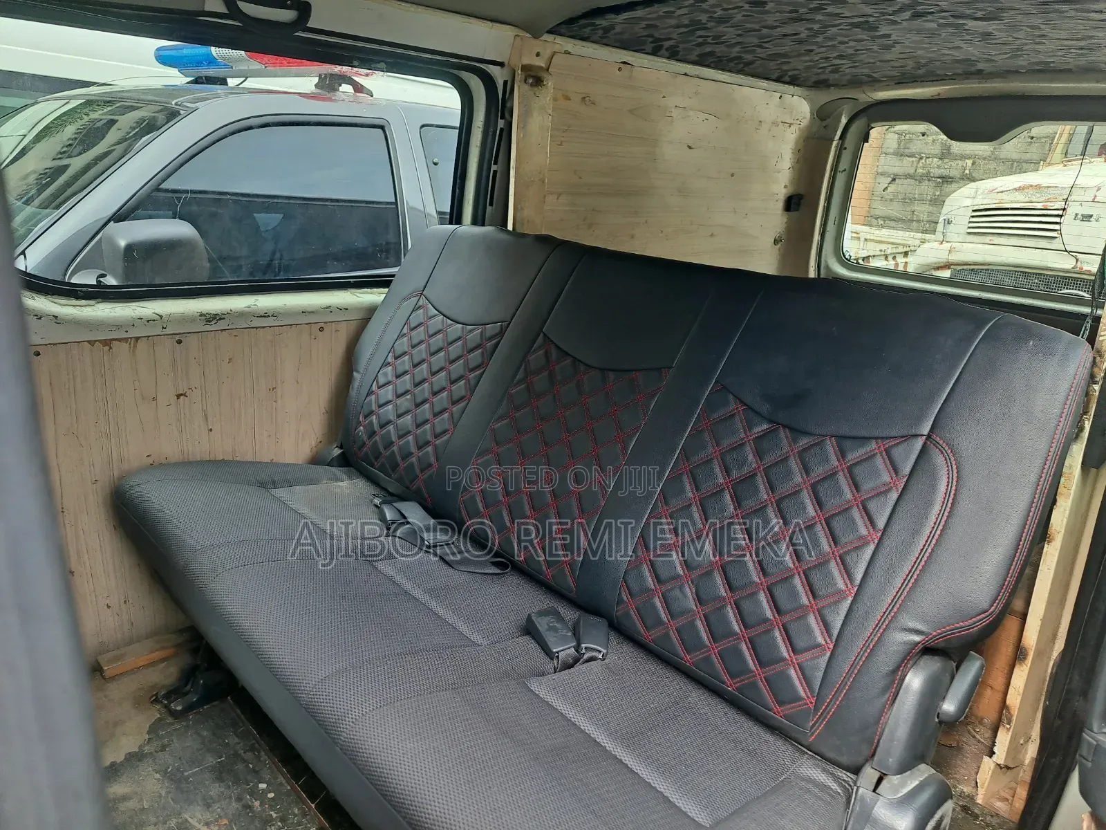 Toyota HiAce 2011 White