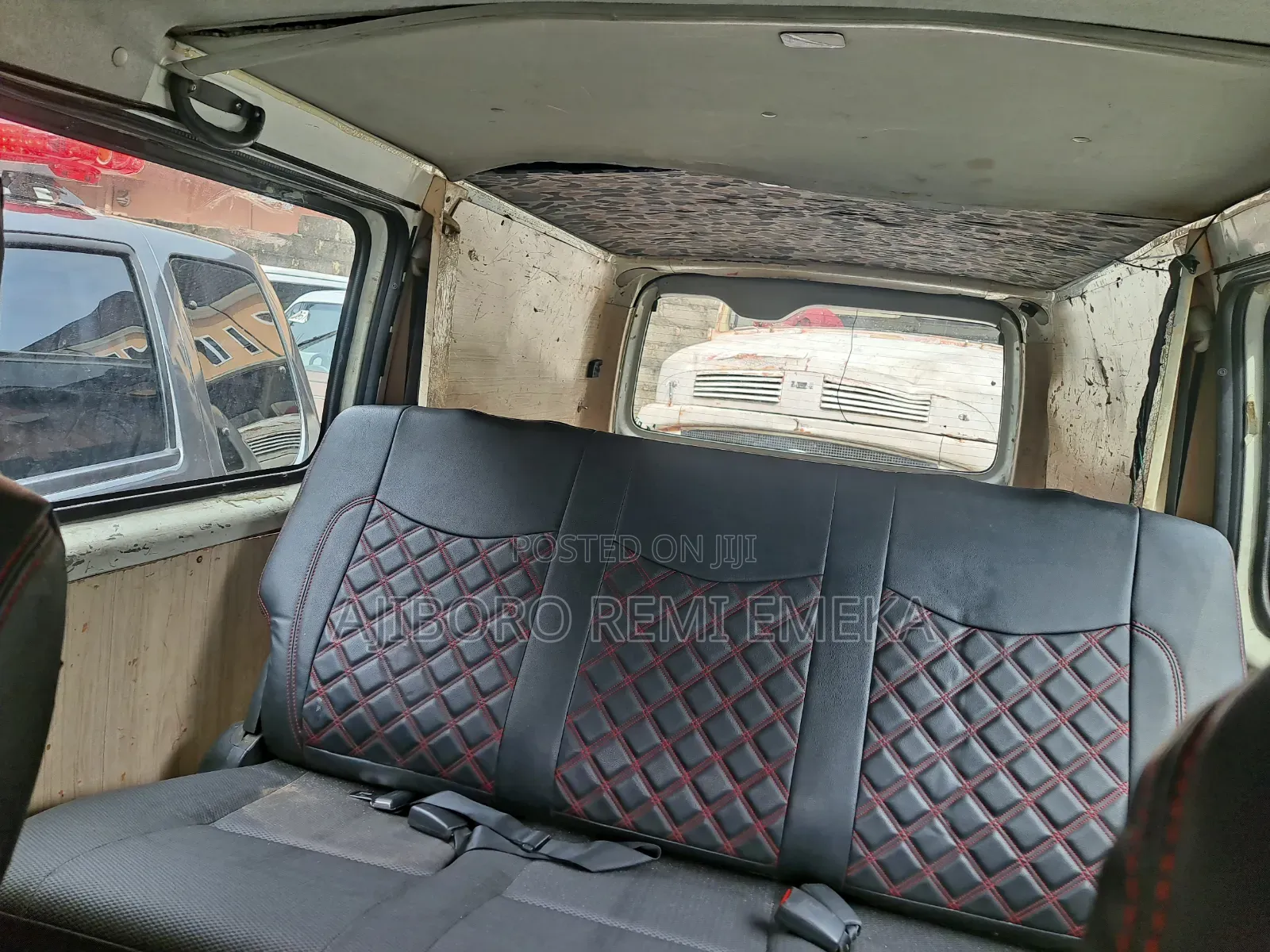 Toyota HiAce 2011 White