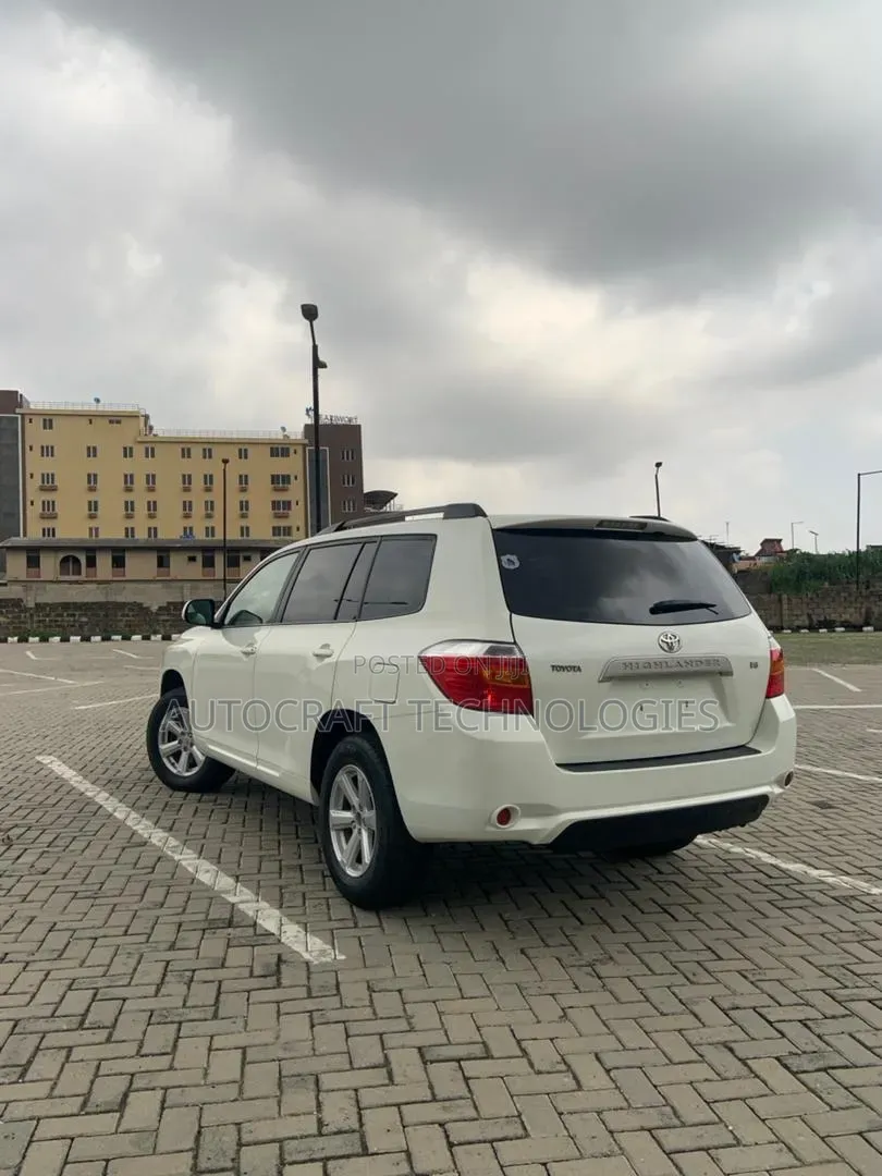 Toyota Highlander 2008 White