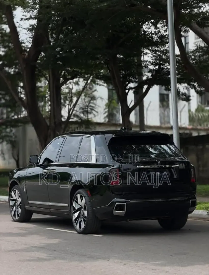 Rolls-Royce Cullinan 2025 Black