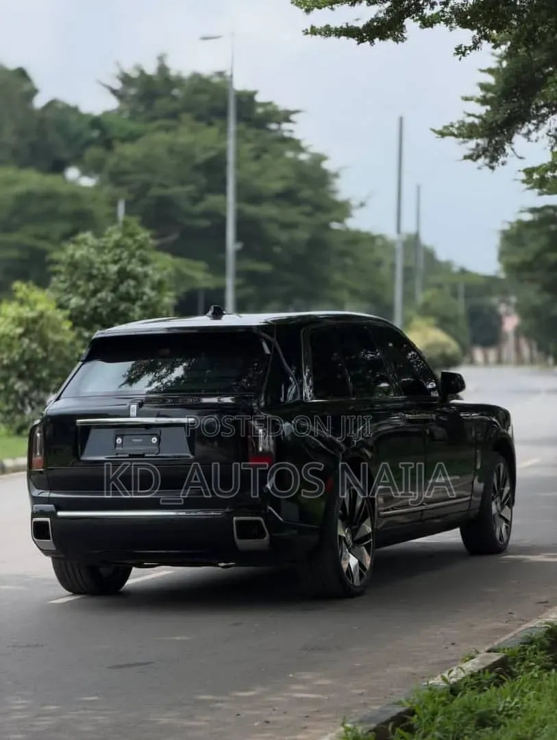Rolls-Royce Cullinan 2025 Black