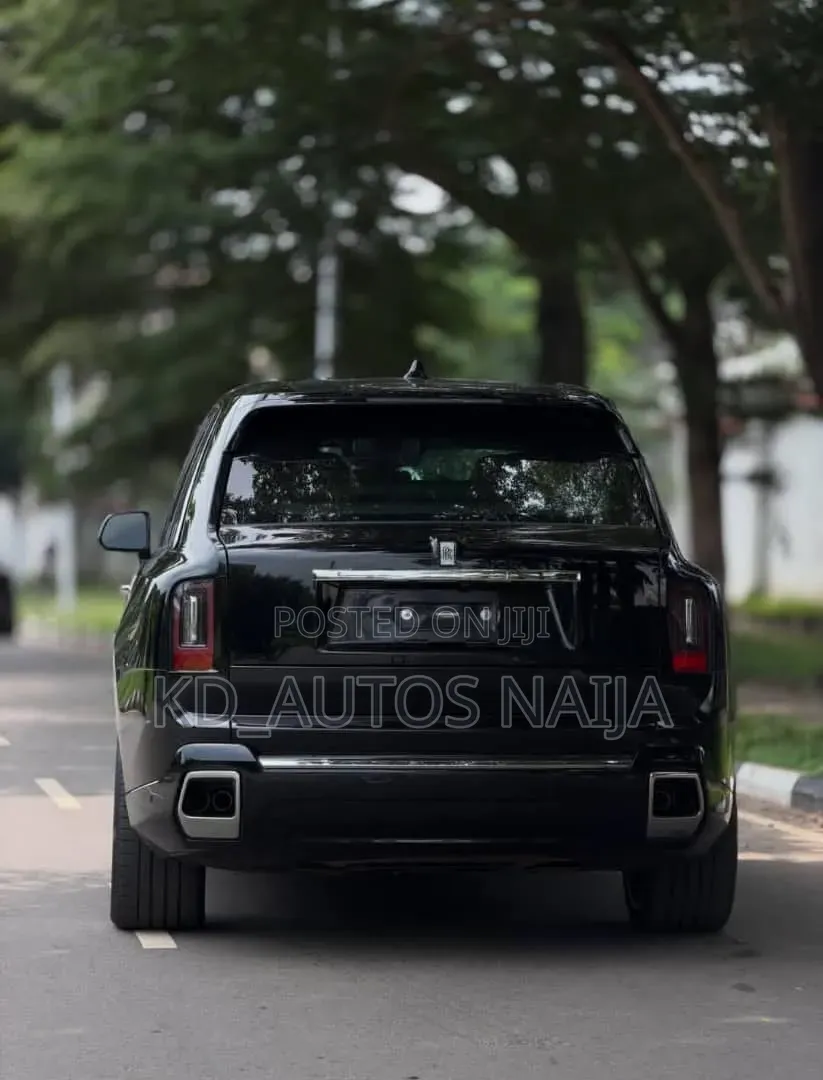 Rolls-Royce Cullinan 2025 Black