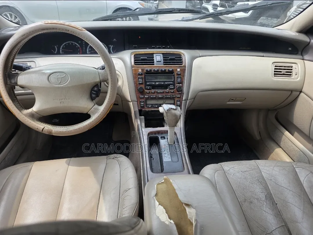 Toyota Avalon 2003 Black