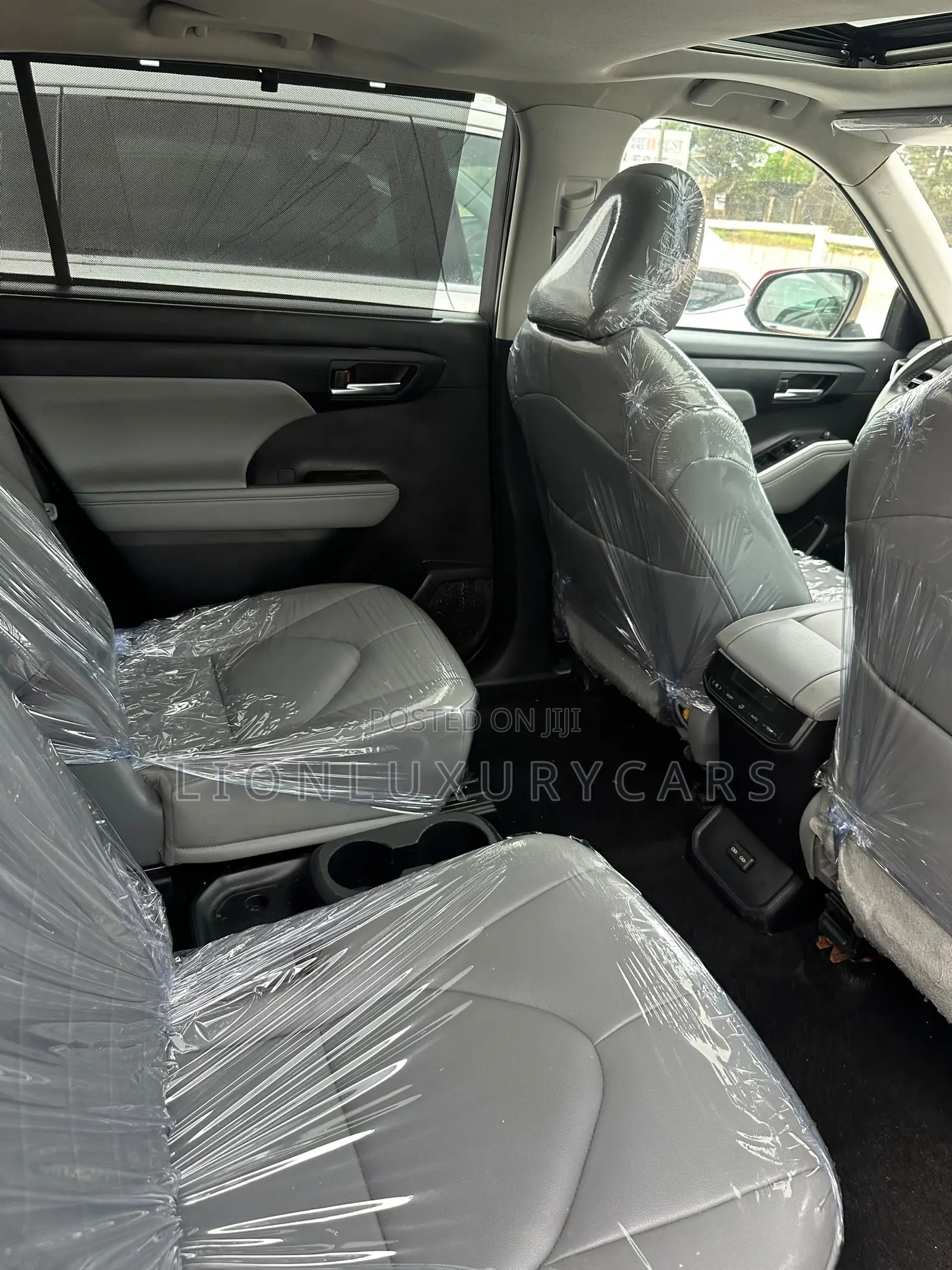 Toyota Highlander 2023 Red
