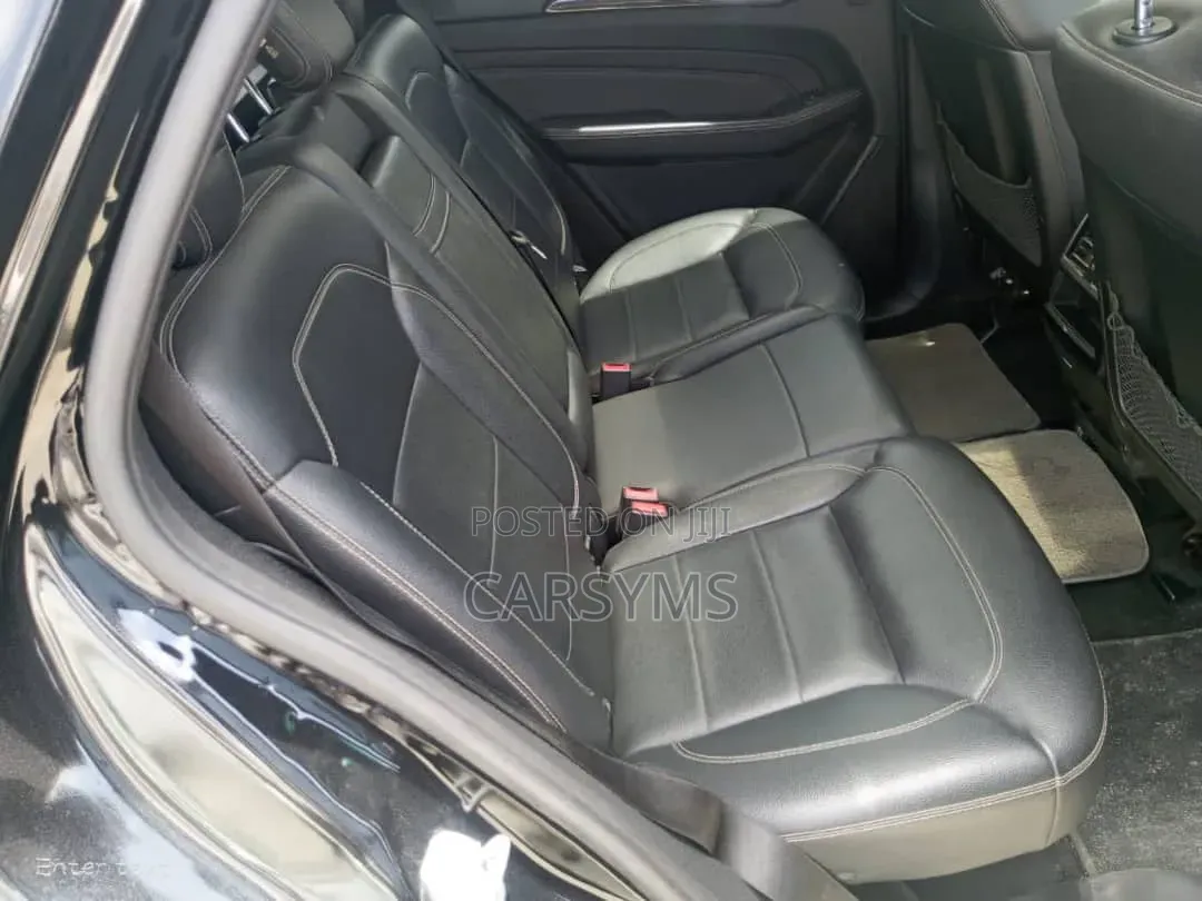 Mercedes-Benz M Class 2012 Black