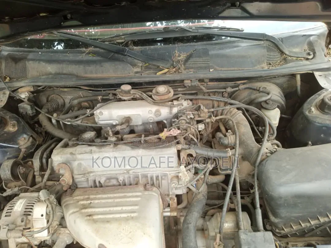 Toyota Camry 2000 Blue