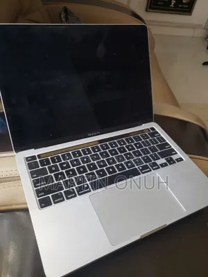 Laptop Apple MacBook Pro 2020 16GB Intel Core i5 SSD 512GB