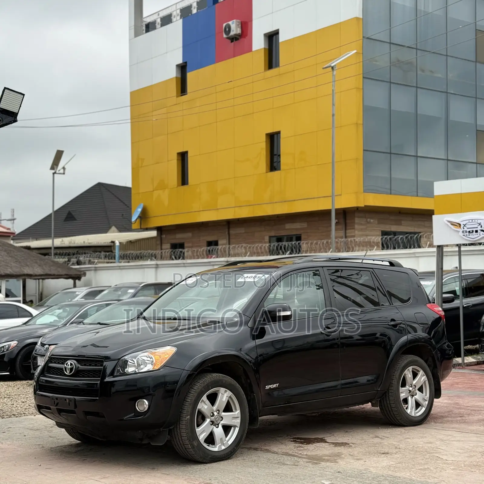 Toyota RAV4 2010 Black