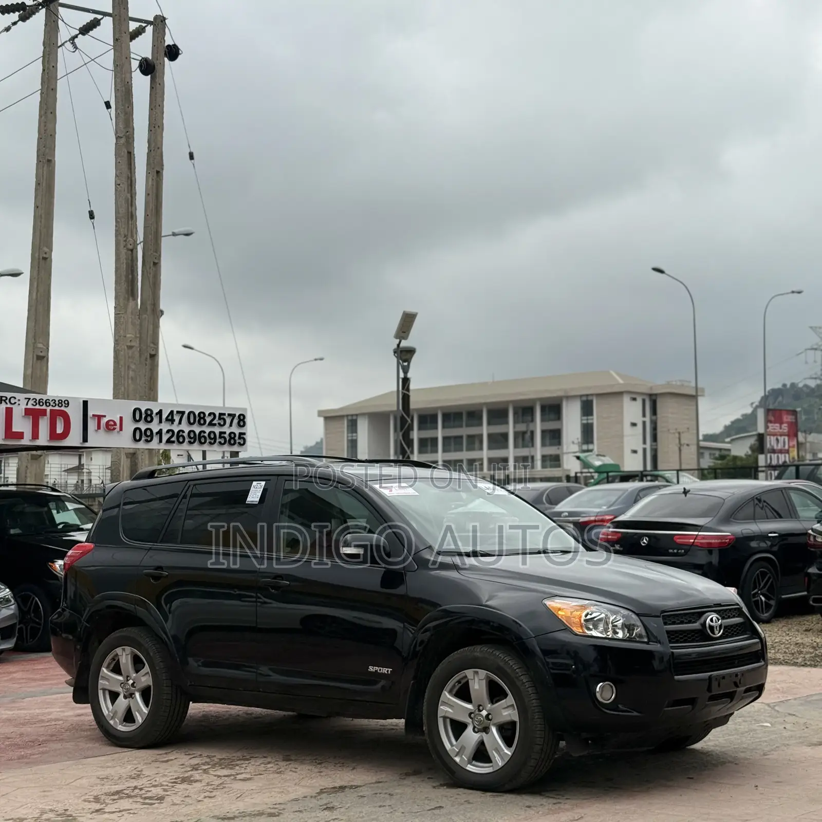 Toyota RAV4 2010 Black