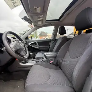 Toyota RAV4 2010 Black