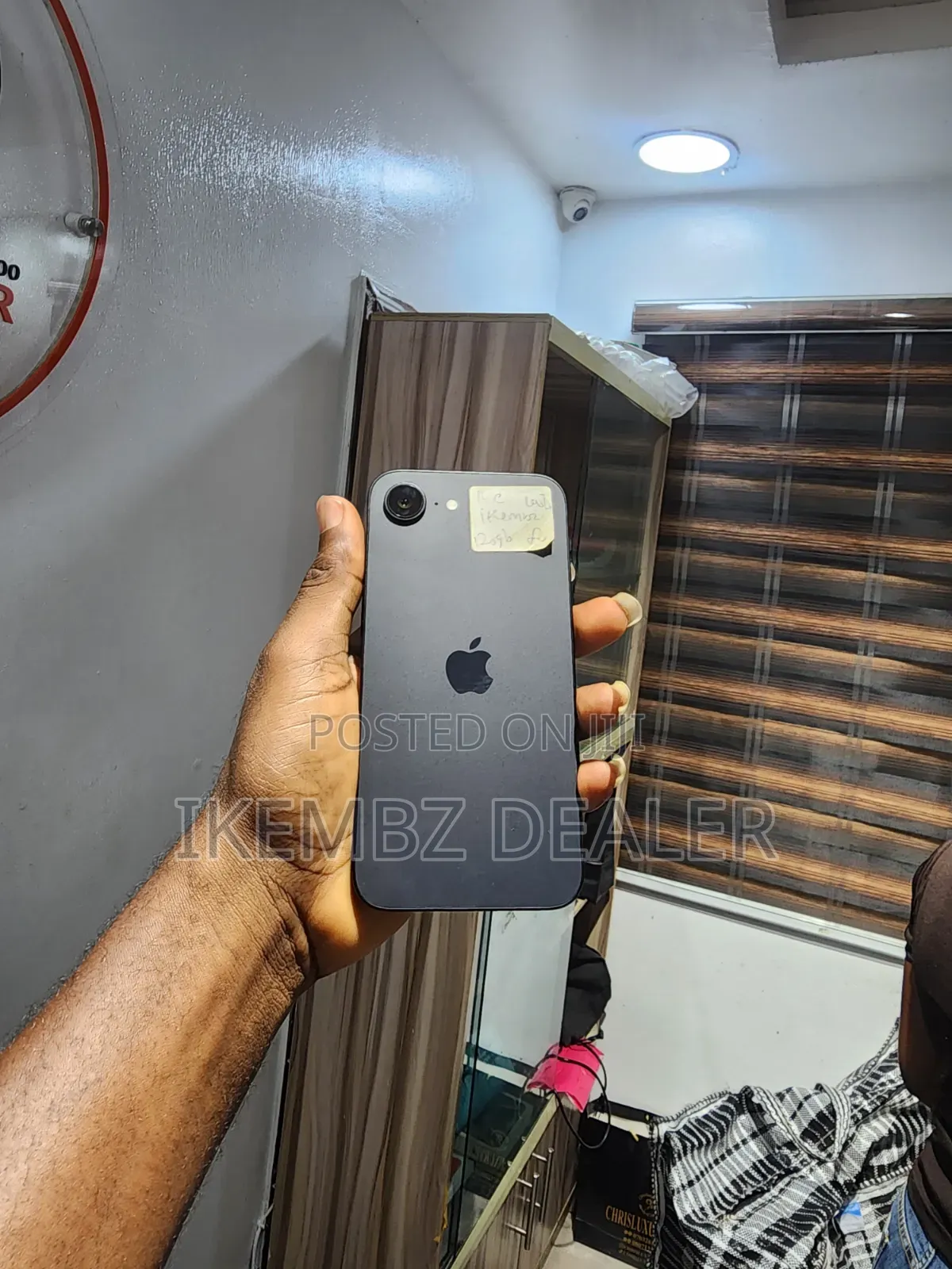 Apple iPhone 16e 128 GB Black