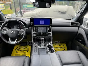 Lexus LX 600 2022 Black