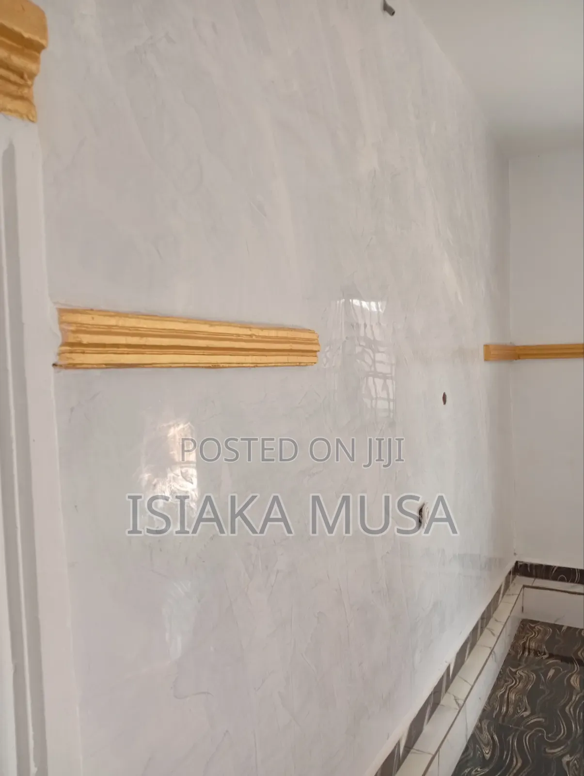 Stucco Paint Application