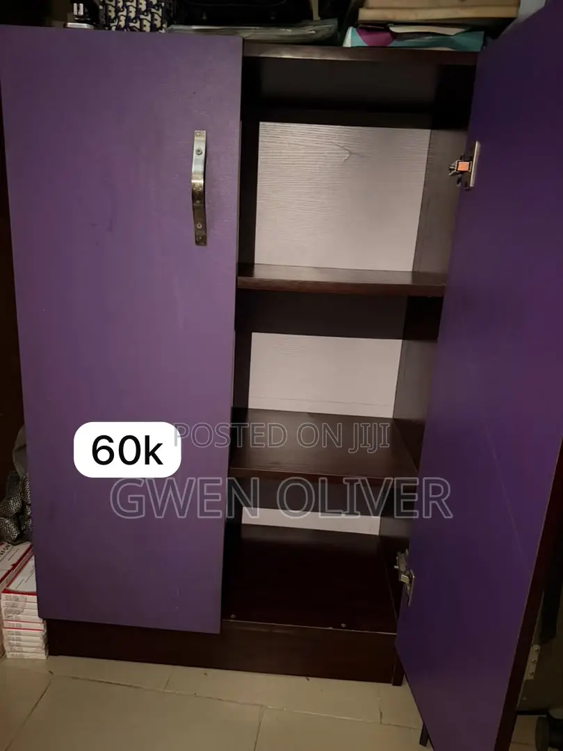 Wardrobe (Short)