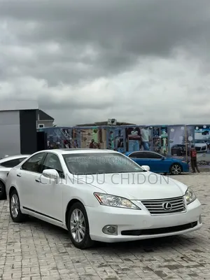 Lexus ES 2012 White