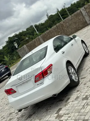 Lexus ES 2012 White