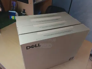 New Laptop Dell 8GB Intel Core i5 SSD 512GB
