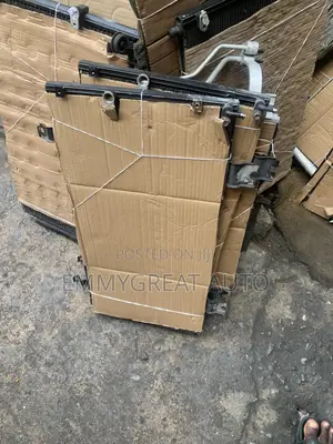 AC Condenser for IS250