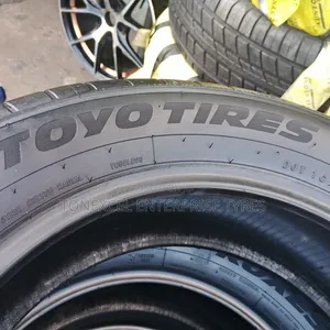 New Toyo Japan Tyre 225/55/17ade in Japan 24months Usage Guaranteed