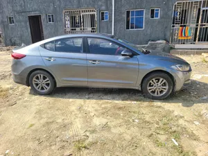 Hyundai Elantra 2017 Gray