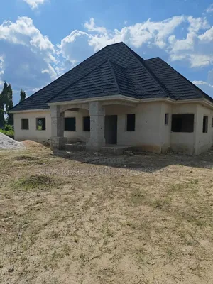 4bdrm Bungalow in Omuoko , Aluu  ,, Ikwerre for sale