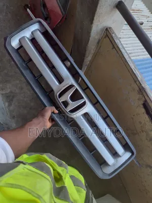 Front Grille Pilot 2005 to 2006