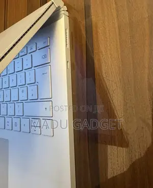 Laptop Microsoft Surface Book 2 16GB Intel Core i7 SSD 512GB