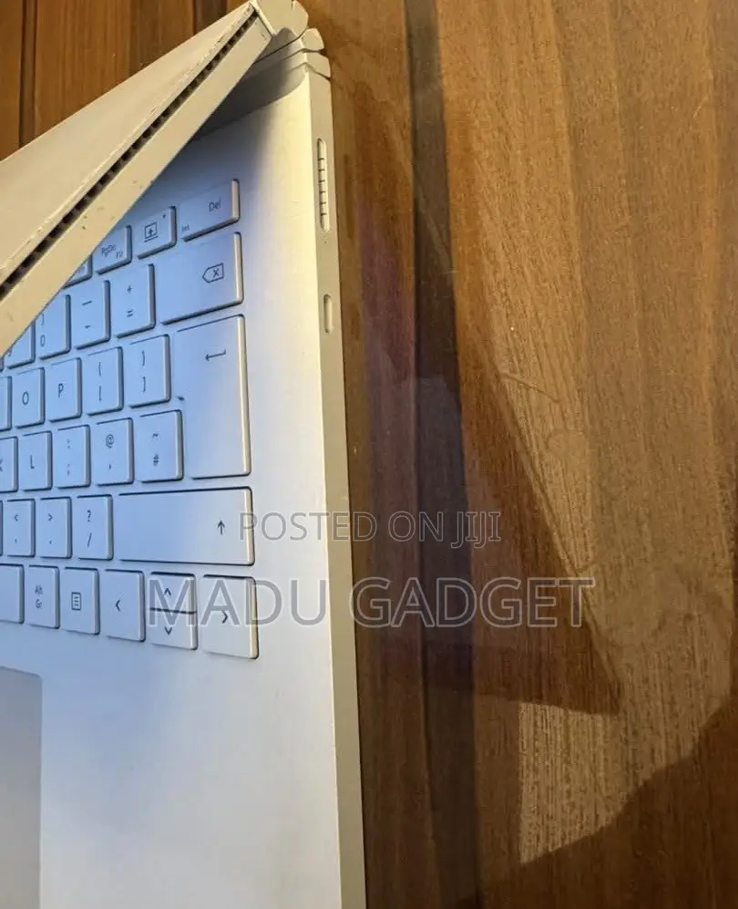 Laptop Microsoft Surface Book 2 16GB Intel Core i7 SSD 512GB
