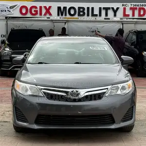 Toyota Camry 2014 Gray