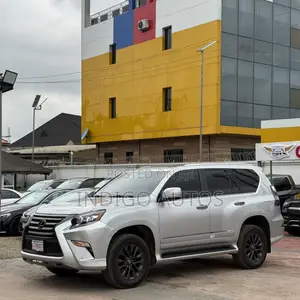 Lexus GX 2015 Silver