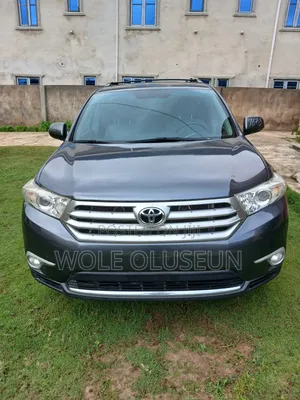 Toyota Highlander Limited 2012 Gray