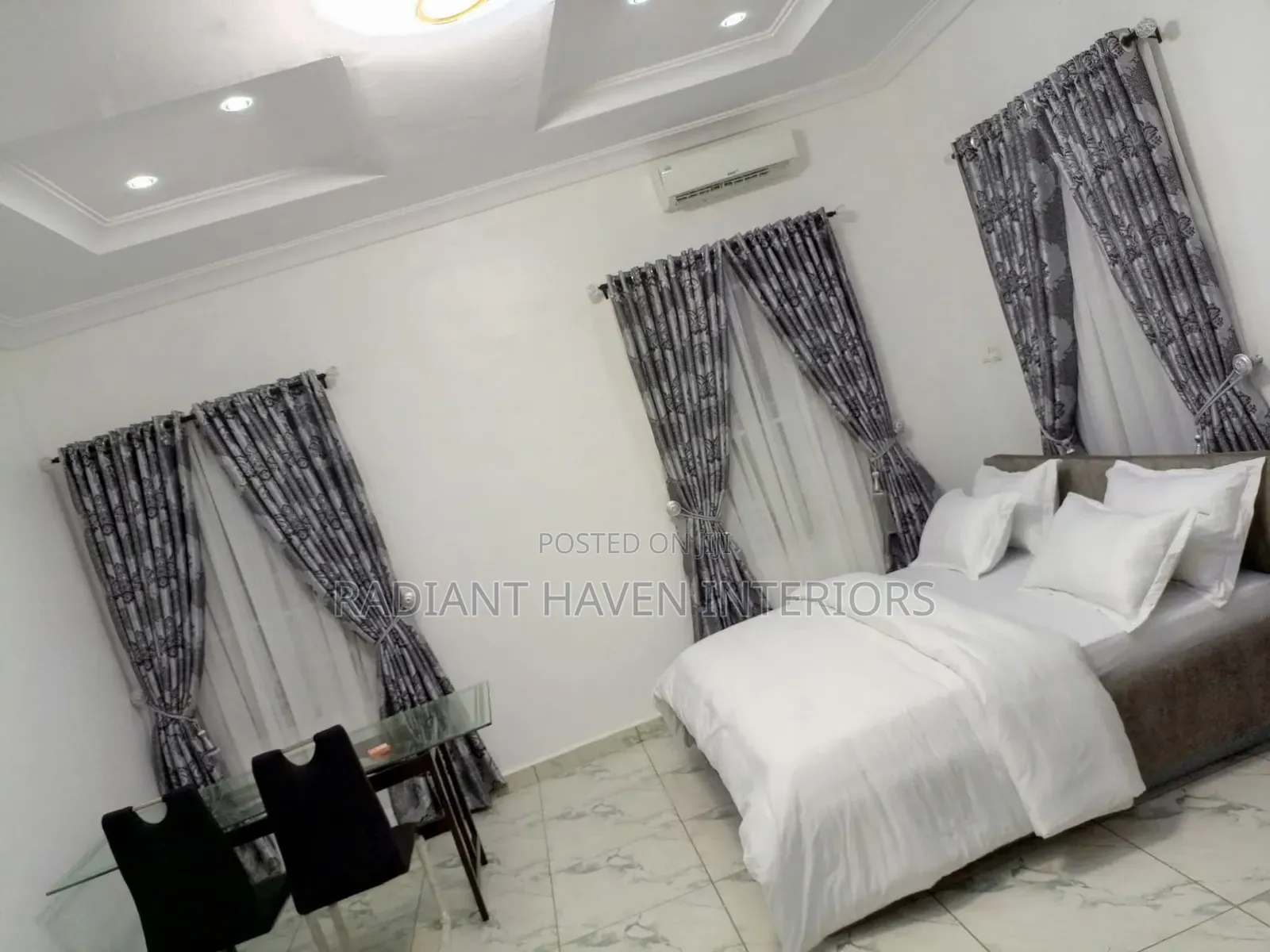 Curtains and Window Blinds
