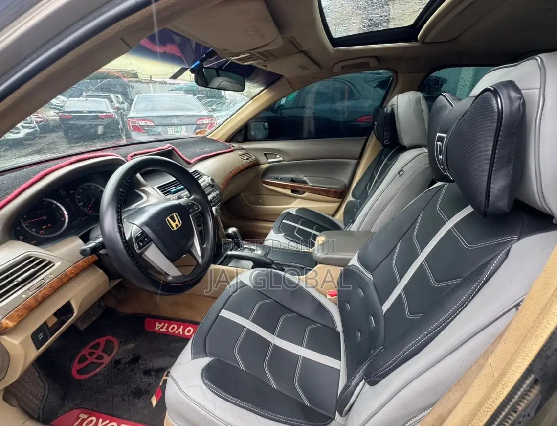 Honda Accord 2008 Gold