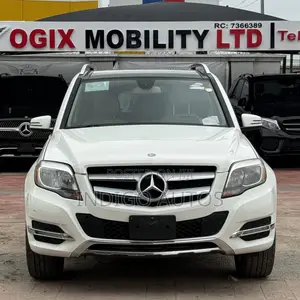 Mercedes-Benz GLK-Class 350 SUV 2013 White