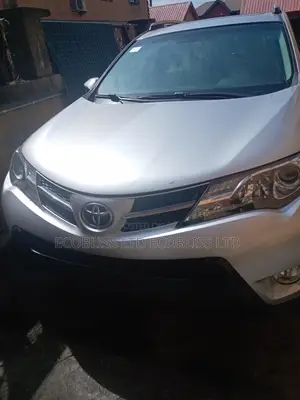 Toyota RAV4 Limited 4dr SUV AWD (2.5L 4cyl 6A) 2015 Gray