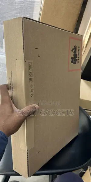 New Laptop Dell 16GB Intel Core i7 SSD 512GB